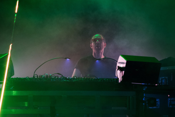 PARIS, FRANCE - AUGUST 30: Tom Rowlands from The Chemical Brothers performs at Domaine National de Saint-Cloud on August 30, 2015 in Paris, France. (Photo by David Wolff - Patrick/Redferns)