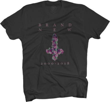 2000 bis 2018 steht auf dem neuen Shirt von Brand New.