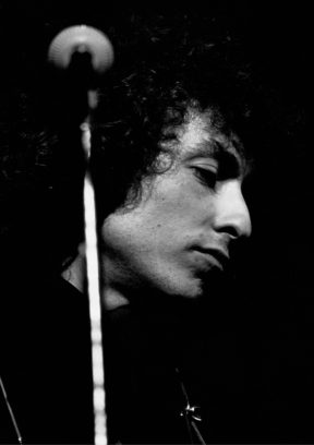 Aus der Retrospektive von Jean-Marie Périer im Institut francais.