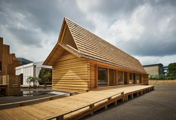airbnb-go-hasegawa-house-vision-tokyo-yoshino-sugi-cedar-house-designboom-07-818x561