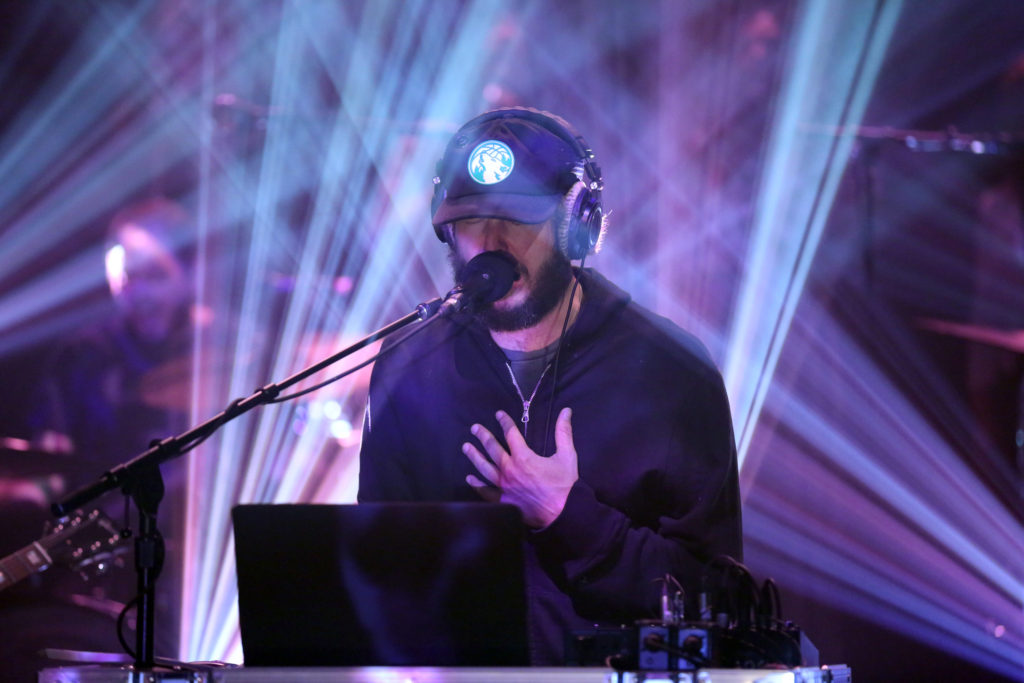 THE TONIGHT SHOW STARRING JIMMY FALLON -- Episode 0533 -- Pictured: Justin Vernon of musical guest Bon Iver performs on September 14, 2016 -- (Photo by: Andrew Lipovsky/NBC/NBCU Photo Bank via Getty Images)