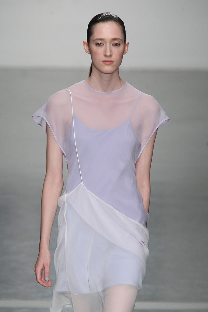 LONDON, ENGLAND - SEPTEMBER 14: A model walks the runway at the Richard Nicoll show during London Fashion Week Spring Summer 2015 at on September 14, 2014 in London, England. (Photo by Antonio de Moraes Barros Filho/WireImage)