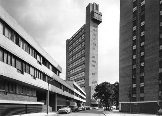 28th June 1972: Trellick Tower, a new tower block of flats, designed by Erno Goldfinger and built in Golborne Road, west London. (Photo by Peter Trulock/Fox Photos/Getty Images)