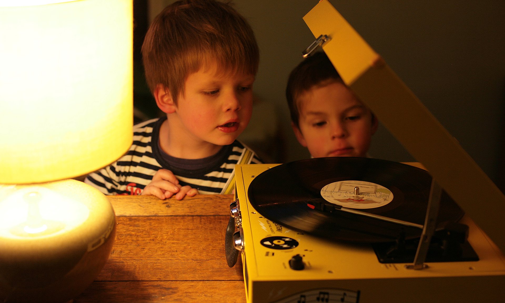 Für die ersten Vinyl-Erfahrungen der Kleinen: der Kinder-Plattenspieler von Third Man Records