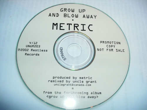 Metric - Grow Up And Blow Away