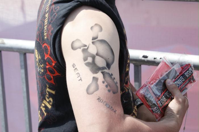 ... habt Euch tätowieren lassen ...