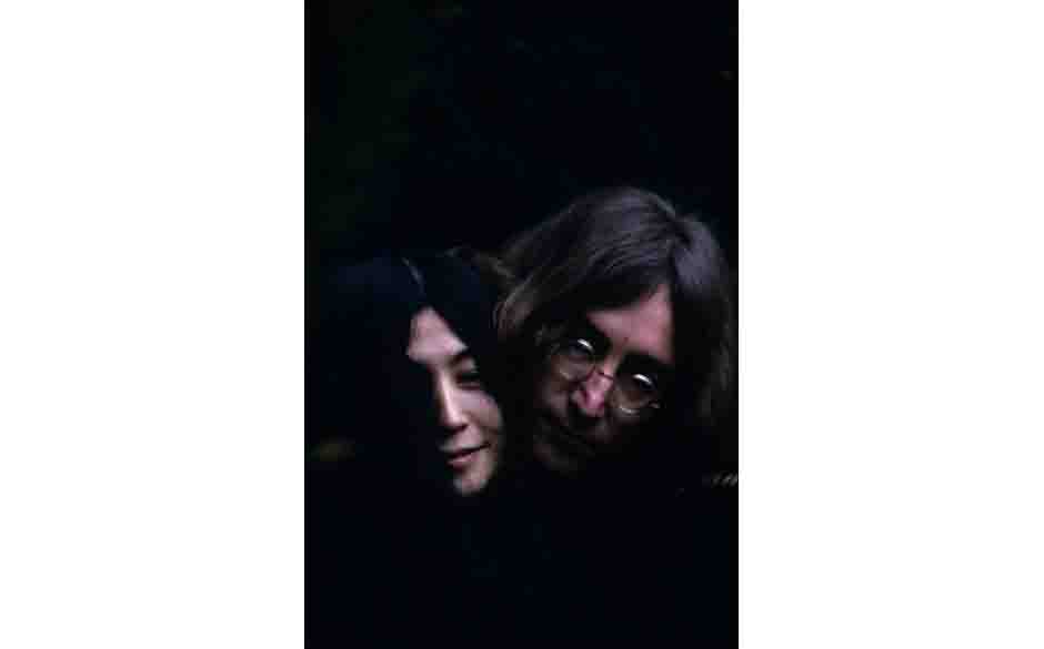 Die psychedelisch leiernden Streicher als Zusatzarrangement können nicht darüber hinwegtäuschen: Es braucht den darunte...