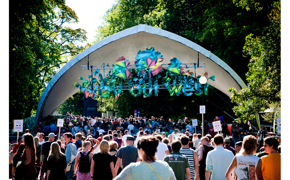 Ein sehr schöner Festivalschriftzug ist das geworden.