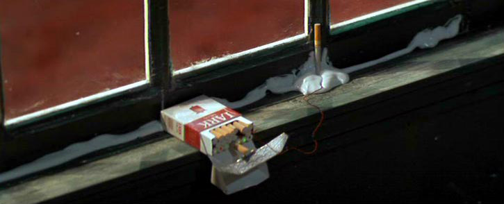 Zigaretten & Zahnpasta oder Sprengstoff und Zünder...