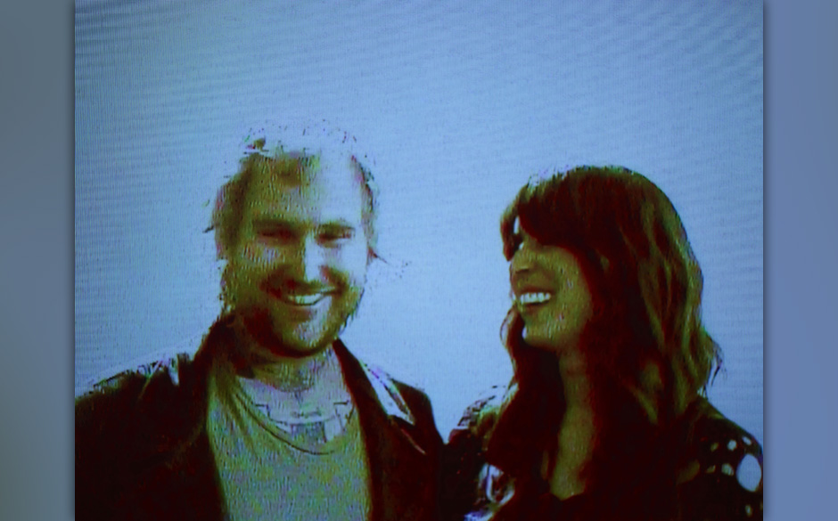 Aaron Coyes und Indra Dunis von Peaking Lights