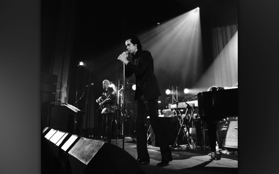 NIck-cave-02.jpg