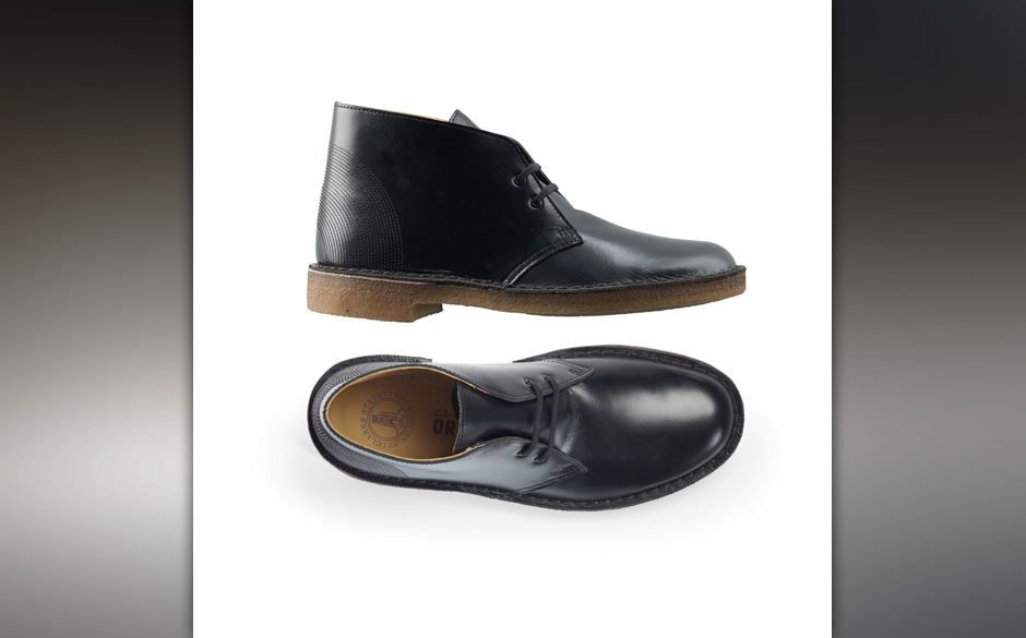 Vinylfuß: Das britische Schuhlabel Clarks feiert mit einer Sonderedition seines Desert Boots die Schallplatte. Uns gefäl...