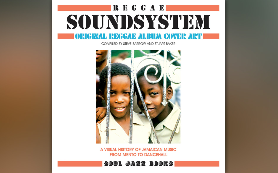 Zwischen den Buchdeckeln: Eigentlich ist das Label Soul Jazz für seine geschmackssicher kompilierten Sampler bekannt. Vie...