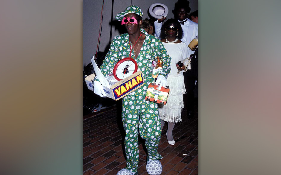 Flavor Flav bei den MTV Video Music Awards 1990 im Pyjama-Style.