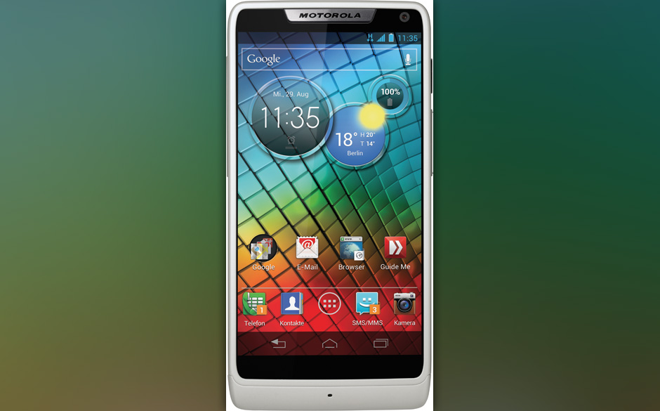 RAZR_i_White_Front_EMARA_DE (1).jpg