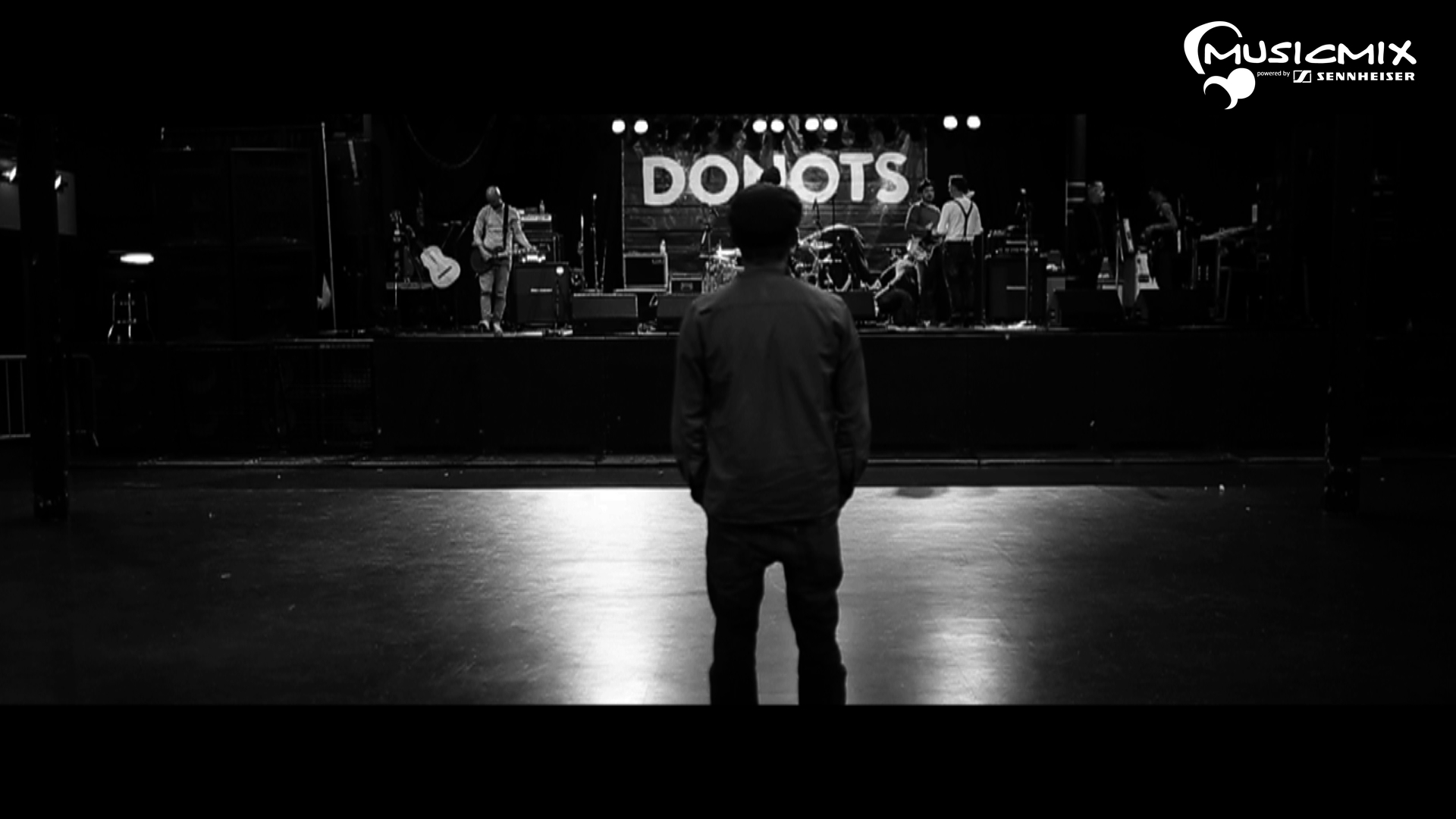 Musicmix_2013_F02_Donots2.jpg