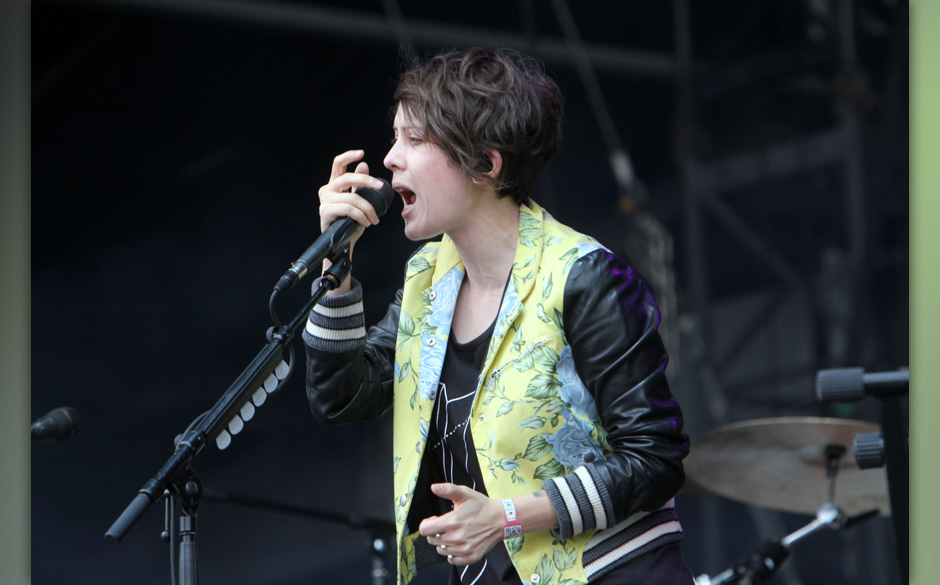 Tegan and Sara
