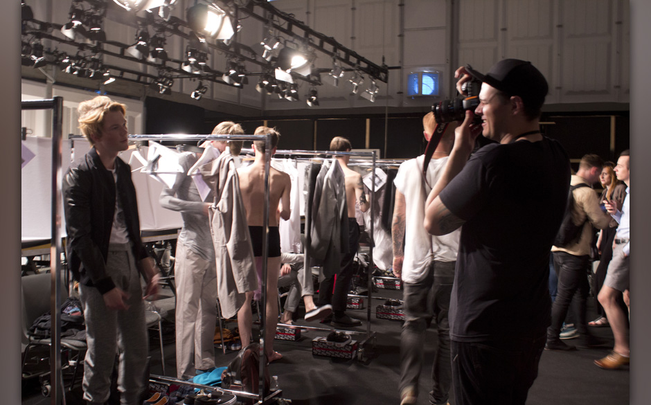 Posieren für die Fotografen.