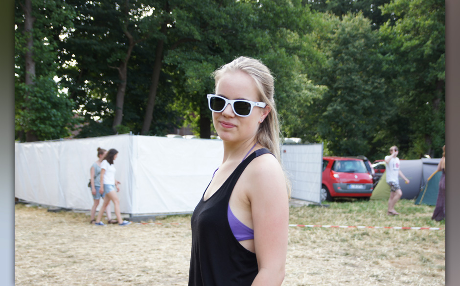 Publikum beim Appletree Garden Festival 2013