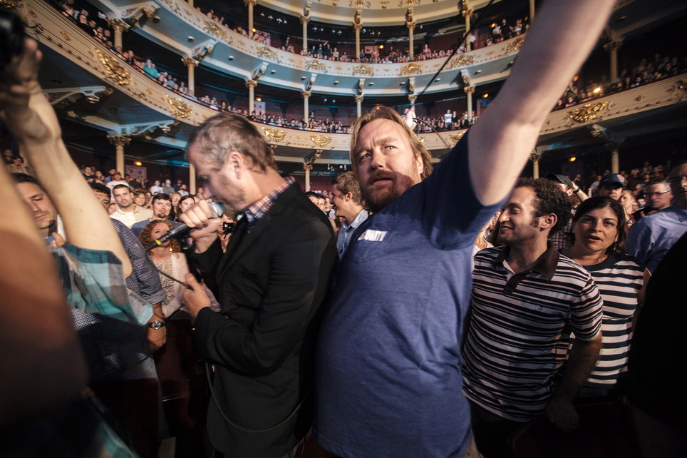 Ab dem 10.07. im Kino: "Mistaken for Strangers"