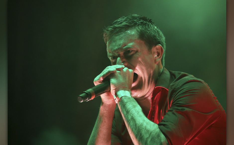 130816-1030-heaven shall burn.jpg