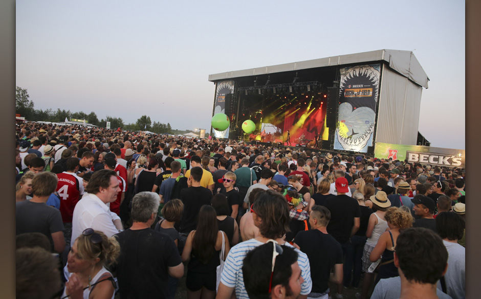 130816-567-maximo park.jpg