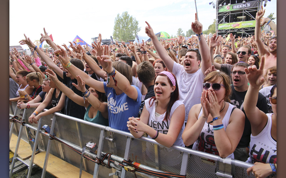 130817-400-2-monsters of liedermaching.jpg