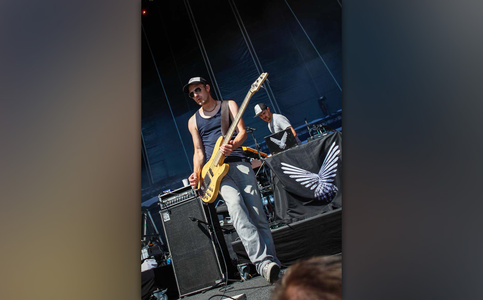 Long Distance Calling