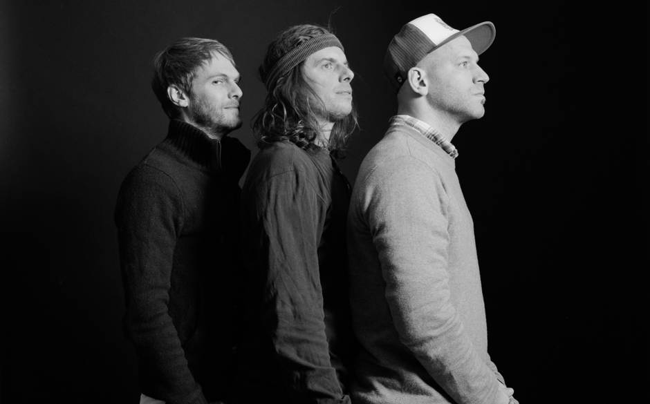 Die Sportfreunde Stiller meldeten sich sechs Jahre nach LA BUM 2013 mit NEW YORK, RIO, ROSENHEIM zurück. Zumindest für i...