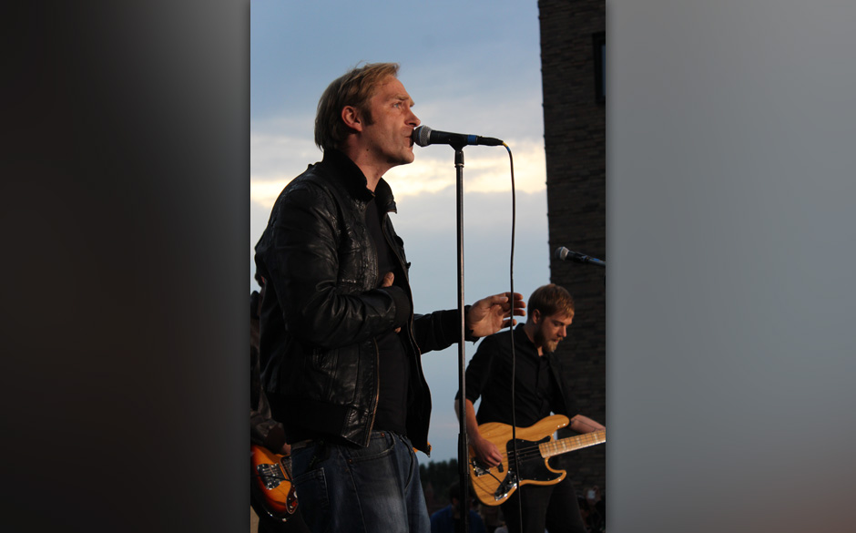 Thees Uhlmann & Band beim Auf den Dächern Festival 2013