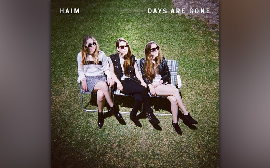 "Zwischen Midtempo-AOR und modern inszeniertem Pop: Das Debütabum  der drei Schwestern weiß nicht so genau was es sein w...