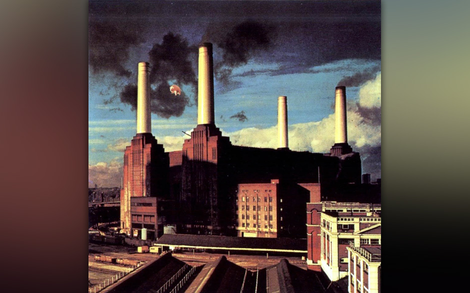 ANIMALS (1977)
Floyd lassen das Schwein fliegen. Wütender, zynischer, bissiger war Roger Waters nie. Wurde als Reaktion a...