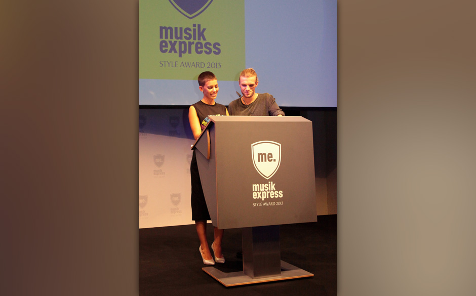 Alina Süggeler und Andi Weizel (Frida Gold)