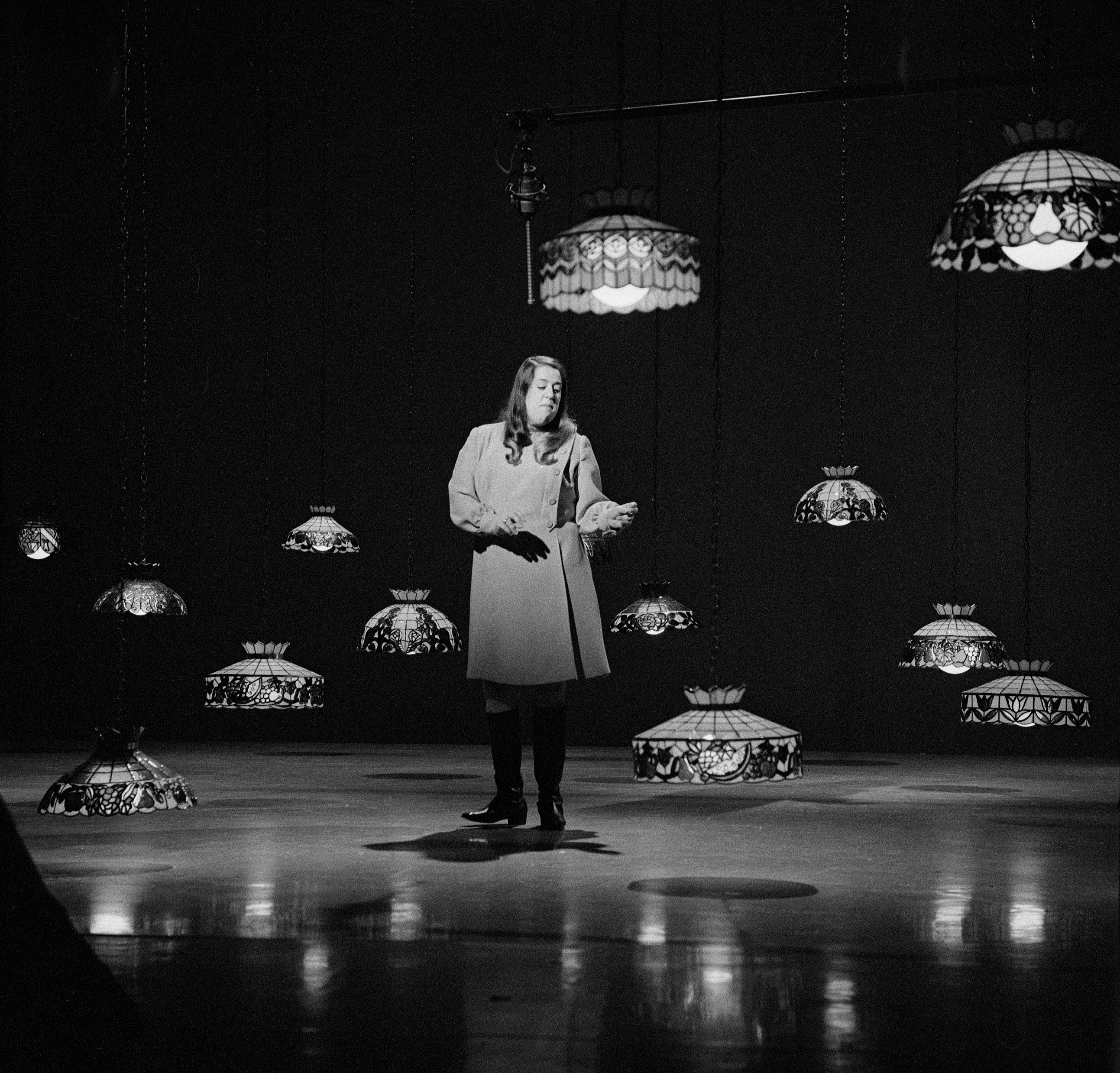 Sie erlag einer Herzschwäche.