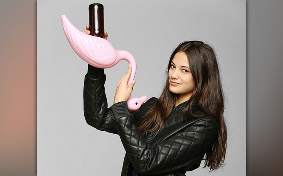 Bird-Beer-Bong.jpg