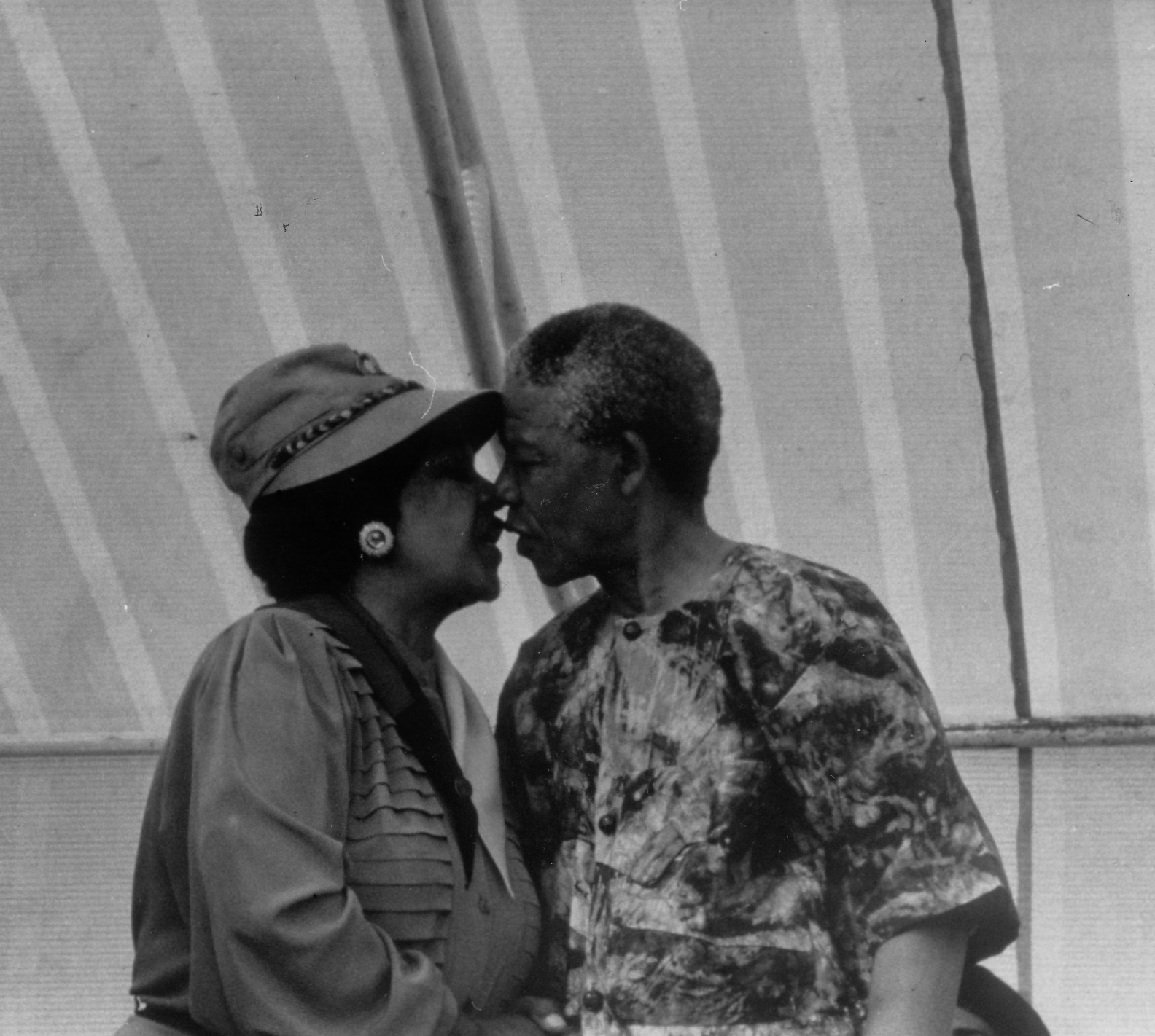 Nelson Mandela und seine Frau Winnie Madikizela-Mandela im April 1992