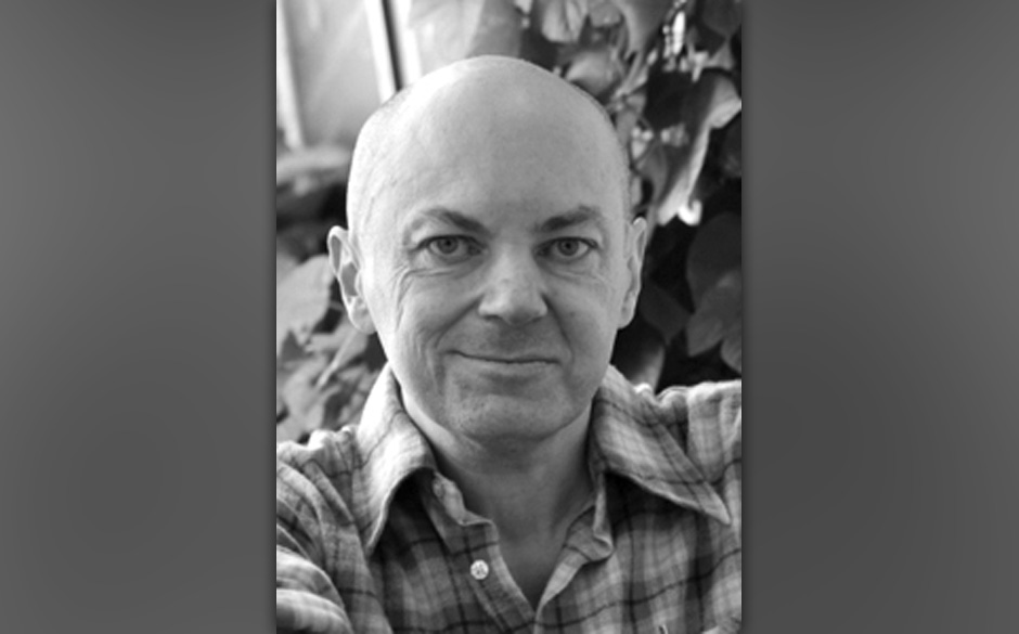 “Mehr als laut” ist ein Buch aus der Schublade. Dort lagerten etliche Mini-Discs mit Interviews, die Jürgen Teipel vo...