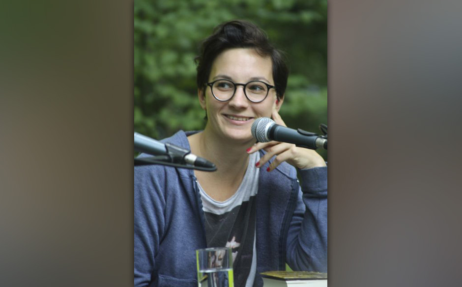 Die titelgebende Tigermilch wird im Müllermilchbecher zusammengemischt aus Schulmilch, Maracujasaft und Mariacron, es ist...