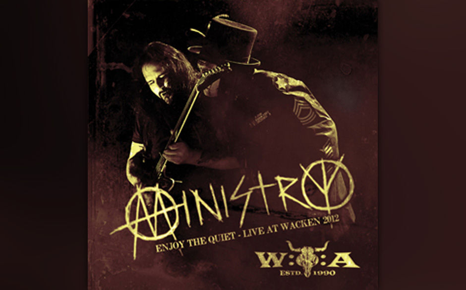 Die Band Ministry in Wacken, aufwändig inszeniert.