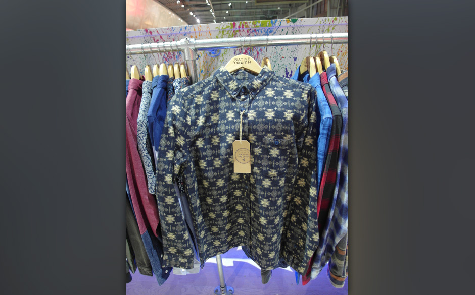 Ein regelrechtes Flanell-Revival starten Native Youth.