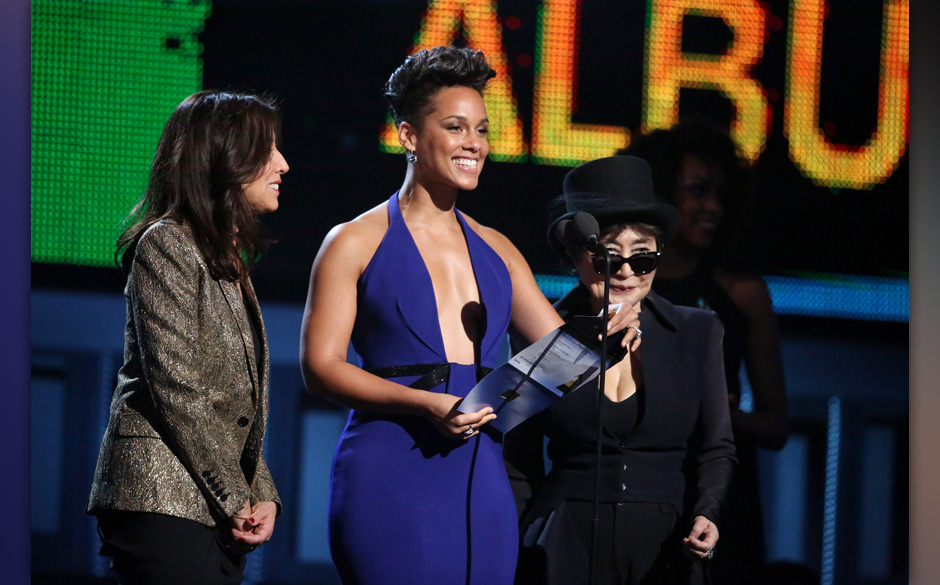 Alicia Keys erhält den Award für das "Best R &B Album".