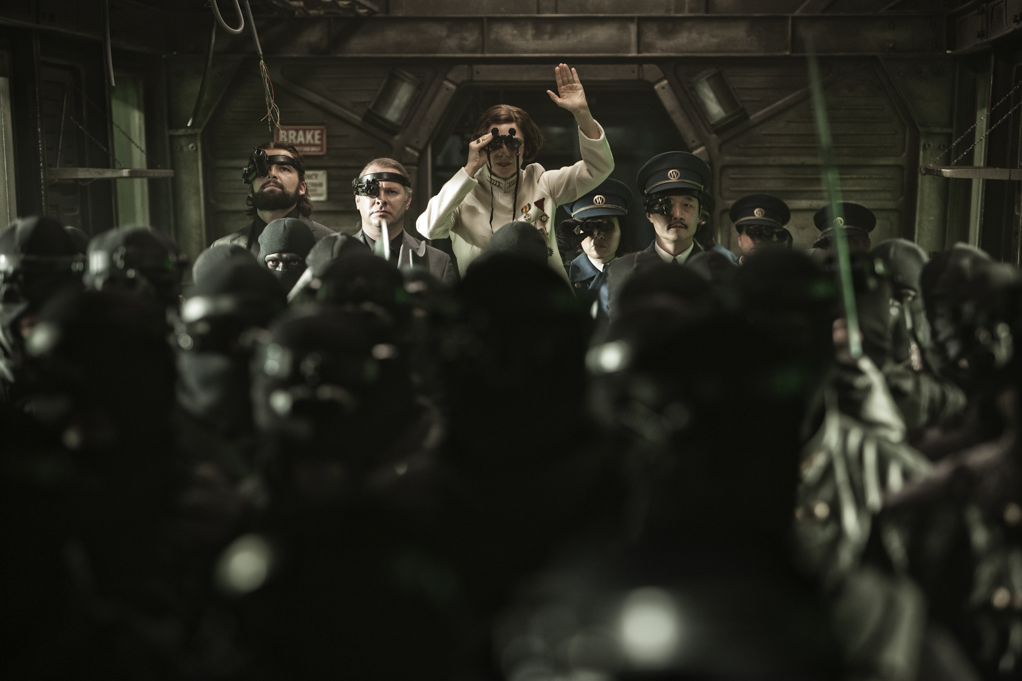6. „Snowpiercer“ ist ein Sci-Fi-Meisterwerk – und Harvey Weinstein ein Idiot, wenn er glaubt, den Film genau deshalb...