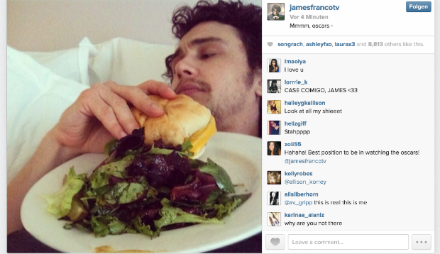 Kurz reinschauen, was James Franco währenddessen macht? Sandwich und Salad essen und dabei Food-Selfies posten...