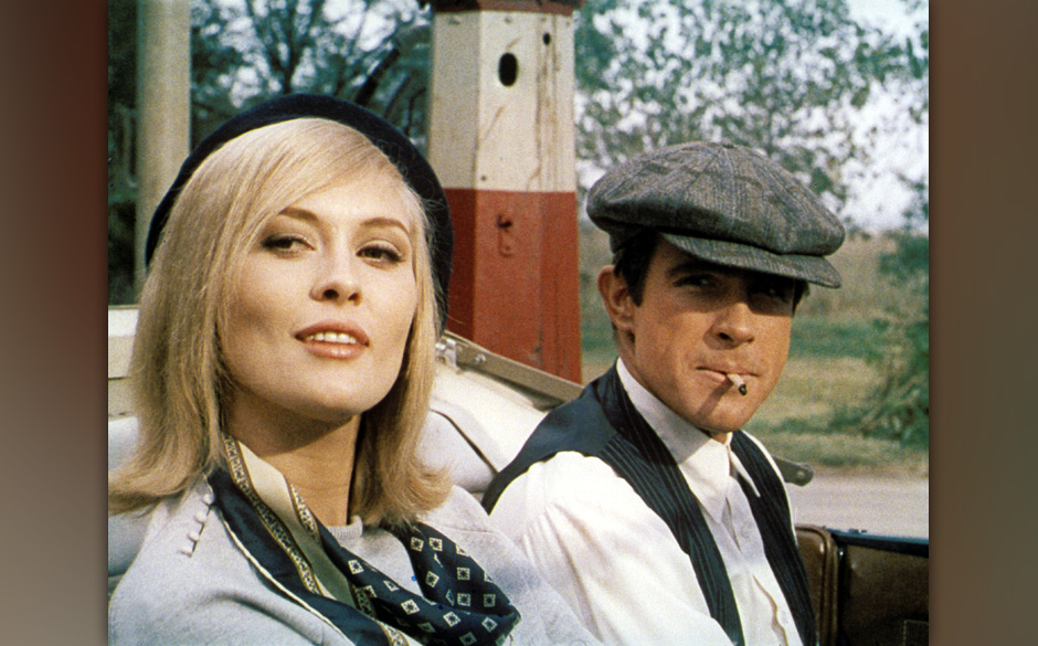Platz 15: "Bonnie & Clyde"

Ende der 60er Jahre steckte das amerikanische Kino
in einer tiefen Krise. Es gab keine neuen E...