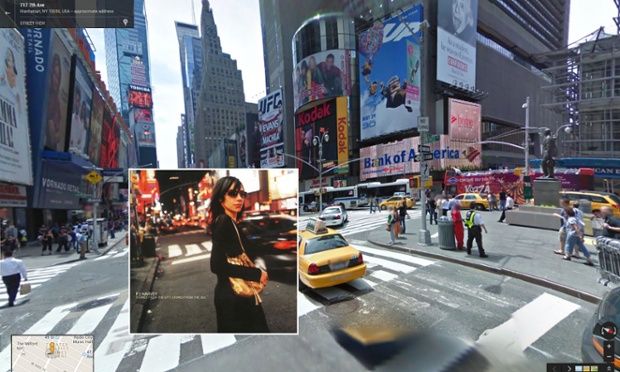 PJ Harvey - “Stories from the City, Stories from the Sea” zeigt den Times Square, New York, bei Nacht im Jahr 2000.