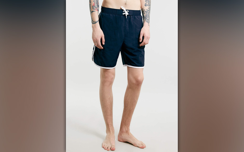 Lange Badeshorts, 30 Euro
Gesehen bei Topman.com