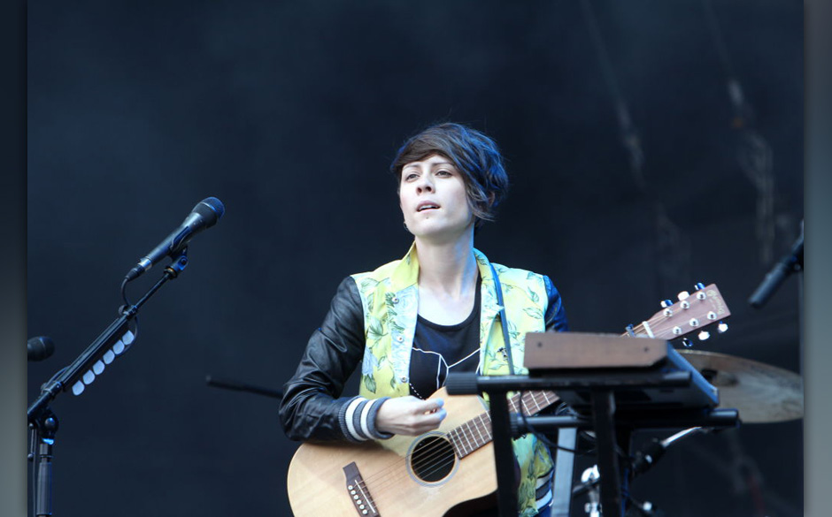Tegan and Sara