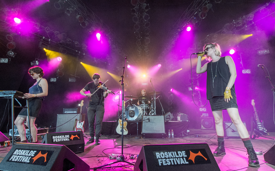 EMA beim Roskilde Festival 2014