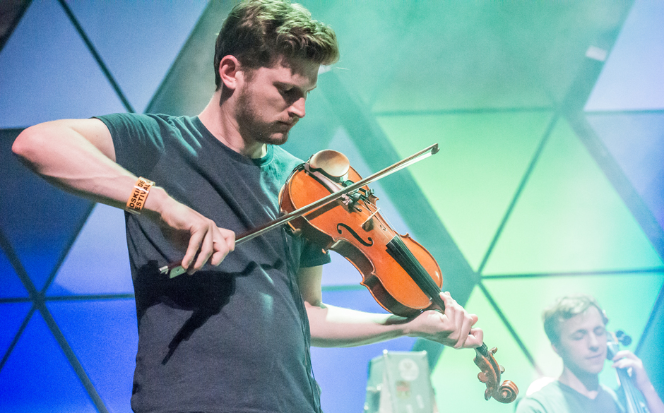 Julia Holter beim Roskilde Festival 2014