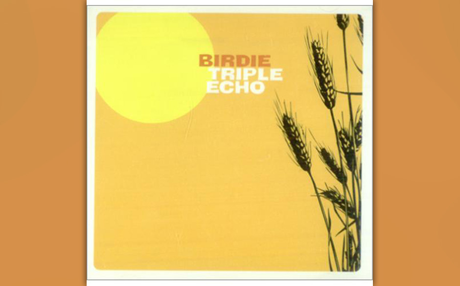 Birdie - TRIPLE ECHO (2001)
Dass Easy Listening auf der Höhe seines 90s-Revivals bald schon einen schlechten Ruf bekam, l...